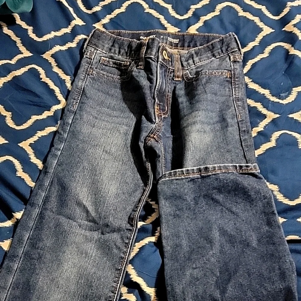 Old navy straight leg jeans !